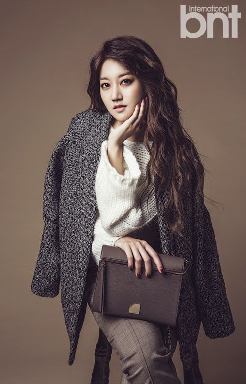 Rainbow's Oh Seung Ah poses for 