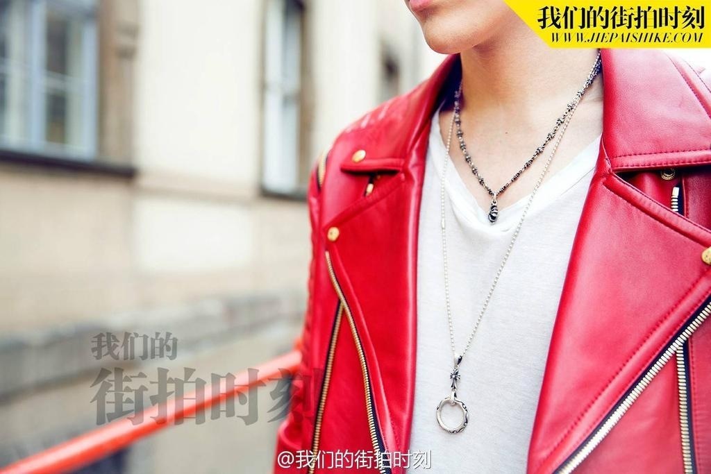 Wu Yifan at Street Style Weibo Update