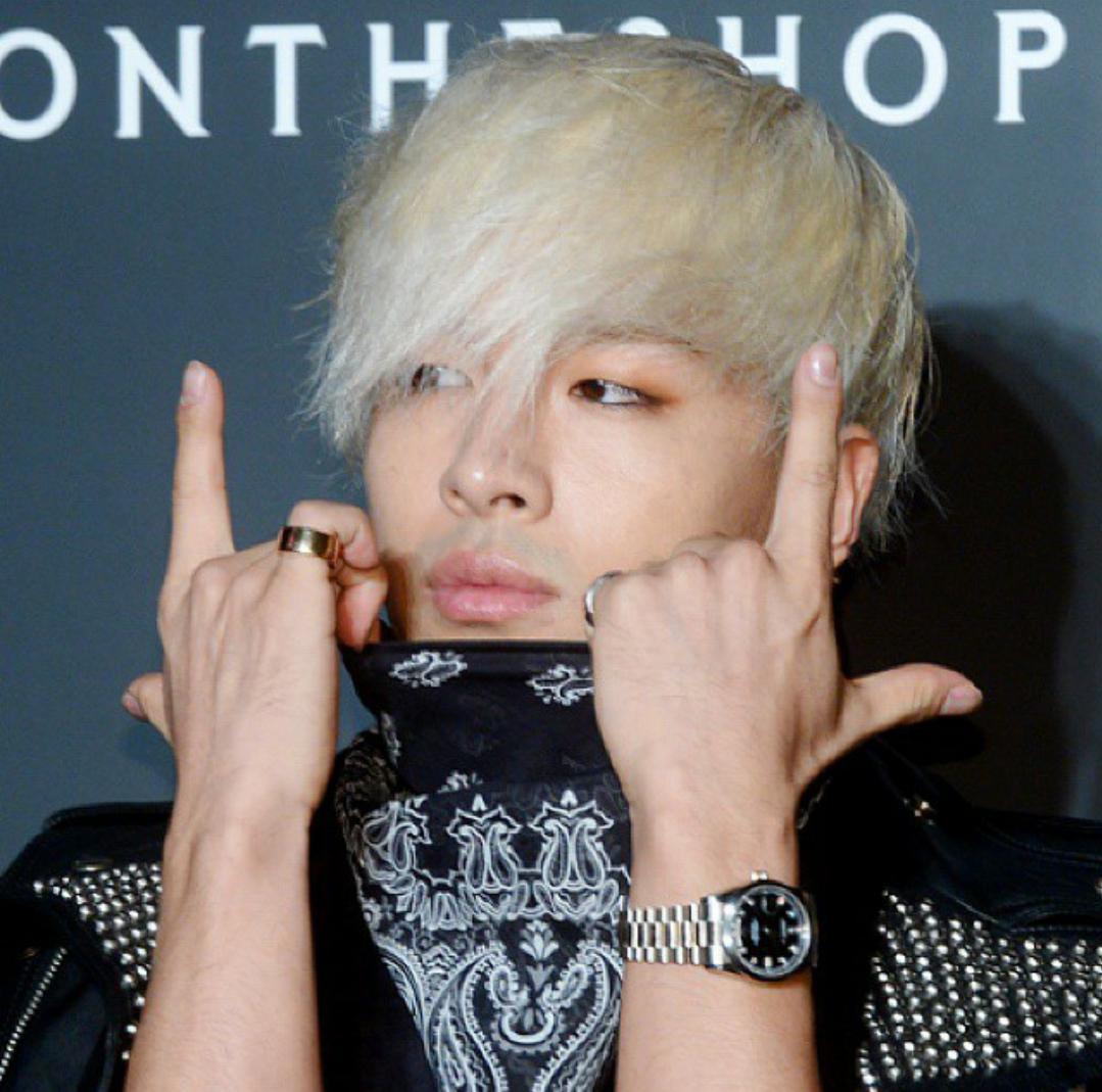 Taeyang's alleged matching ring