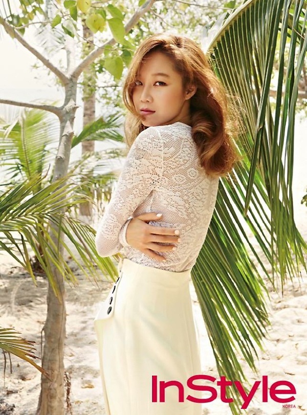 Gong Hyo Jin "Instyle"
