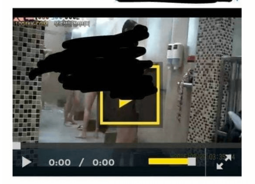 Naked girl in the shower back to the hidden voyeur cam