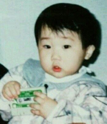 Netizens discover that THIS baby looks exactly like Sungkyu of INFINITE