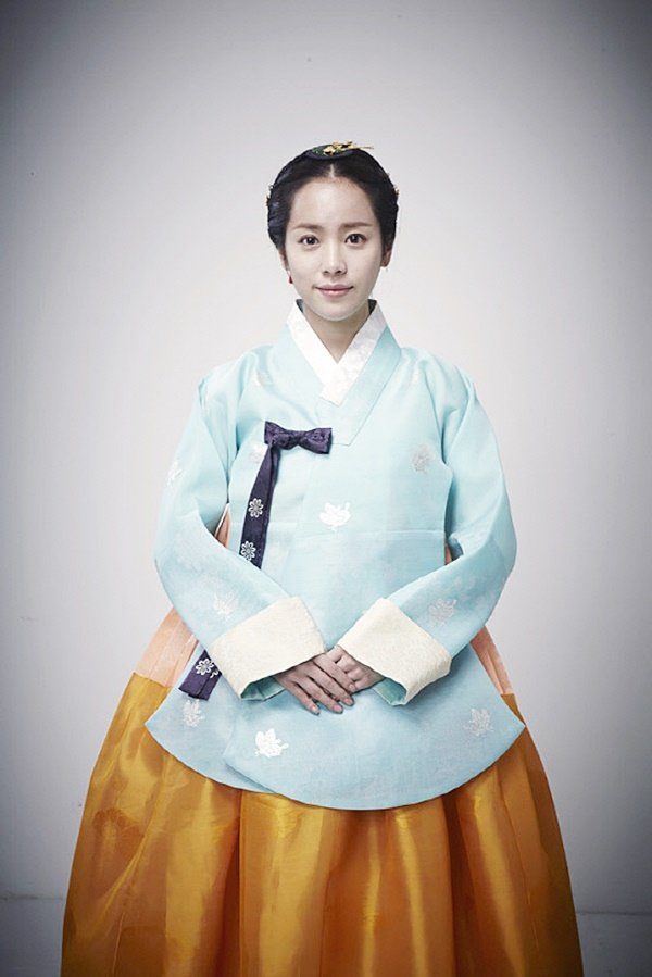 Han hyo outlet joo hanbok