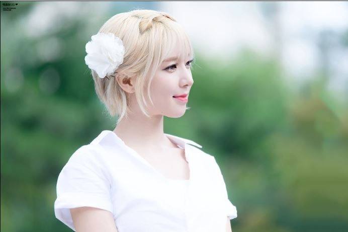 Female K-Pop idols who can never get away from their short hairstyle image