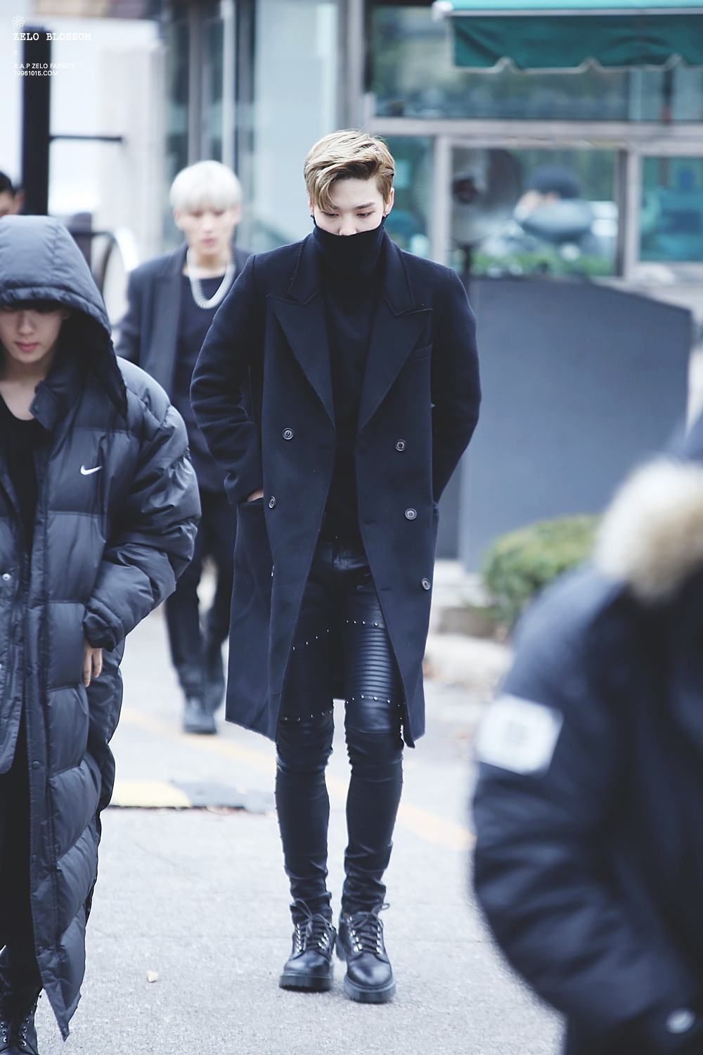 B A P S Zelo Dubbed As The Scarily Tall Giant Of K Pop Idols Koreaboo