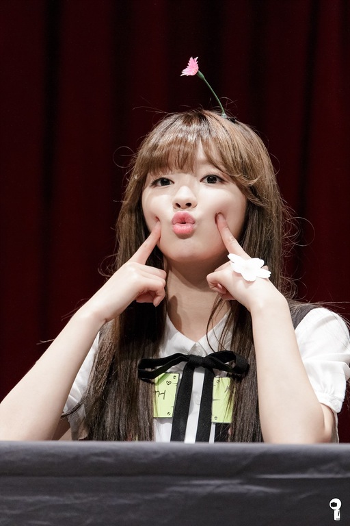 Oh My Girl YooA is one of the most beautiful girls in K-Pop - But most ...