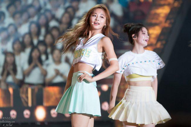 Twice S New Fashion At Jyp Nation 2016 Has Fans Eyes Bulging Koreaboo