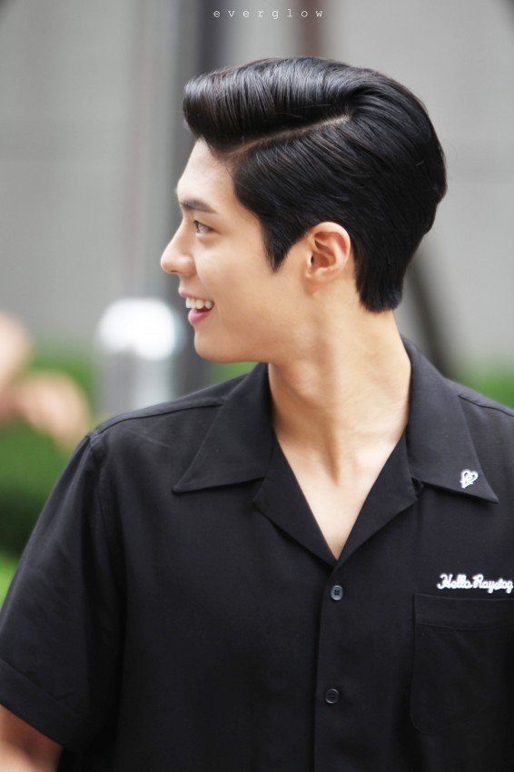 Post on online Korean community puts an end to debate on Park Bo Gum's ...