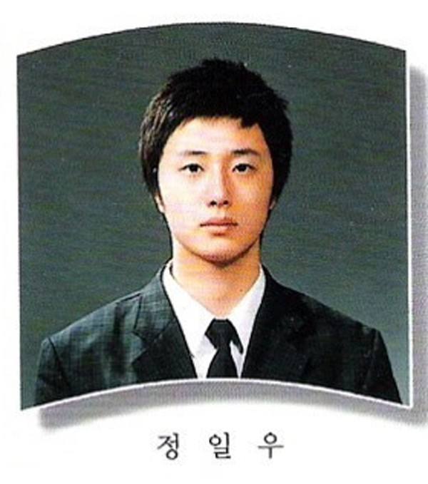 graduation-photo-jung-il-woo