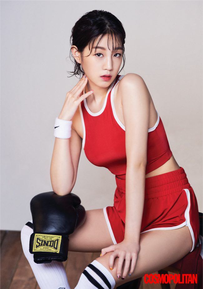 Park Bo Ram takes on a boxer concept for COSMOPOLITAN / Image Source: COSMOPOLITAN Korea