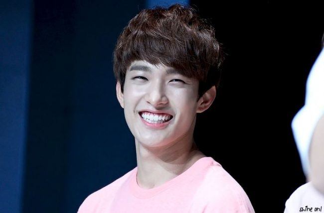 24 Idols Whose Eye Smiles Light Up The Entire World - Koreaboo