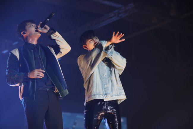 Image: Doojoon and Junhyung performing at Beautiful Night Special Fan Meeting in Hong Kong 2016 / Freez Ltd and Cube Entertainment