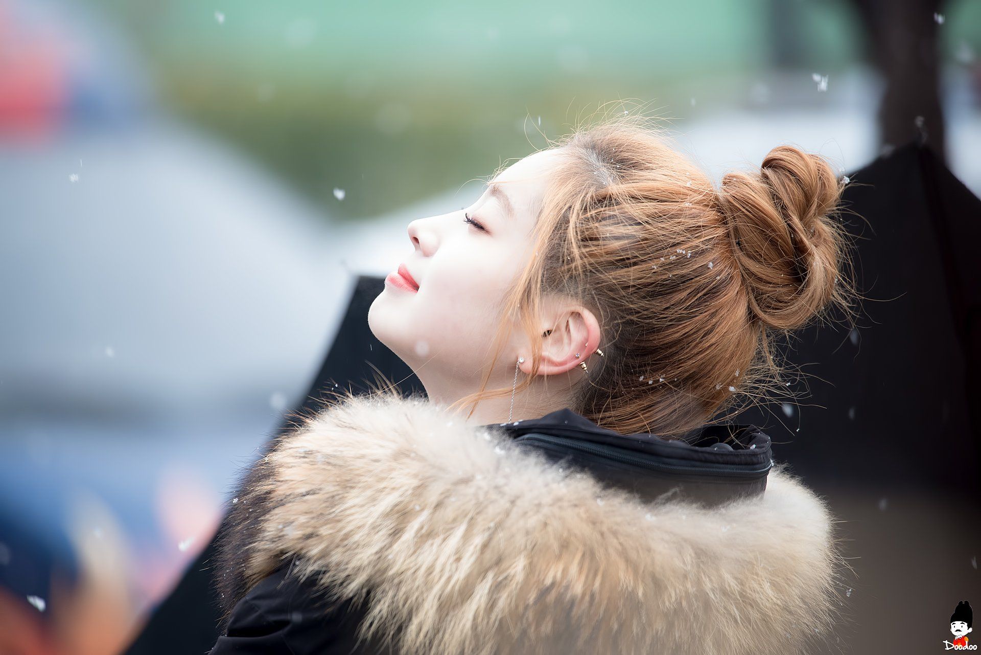 Fans Capture Heartwarming Photos Of Twice During Korea S First Snowfall Koreaboo