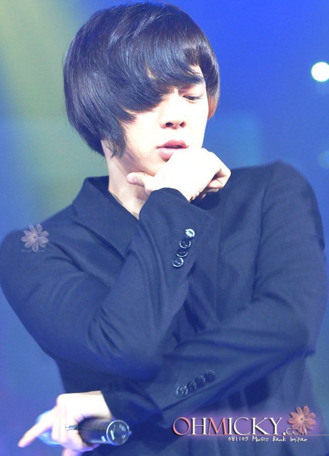 JYJ's Yoochun had a one-eyed look where half of his hair covered most of his face, while the other was cut above his eye.