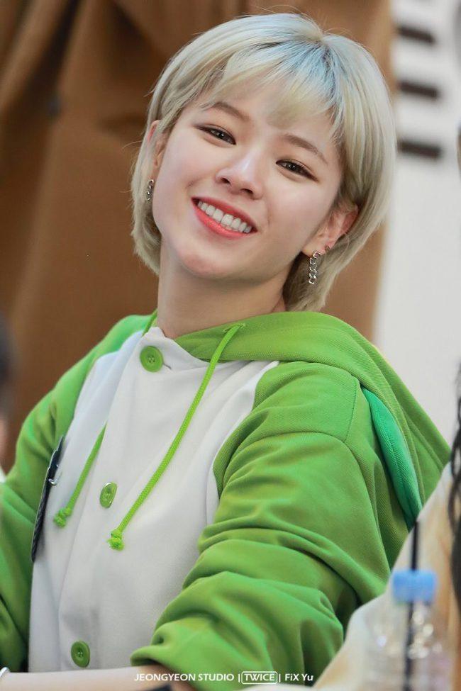 11 Photos Prove Twice S Jeongyeon Is Leaving Behind Her Boyish Hairdo