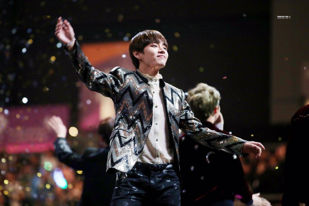 BTS V Looks Like A Prince From The Stars In Latest Stage Outfit