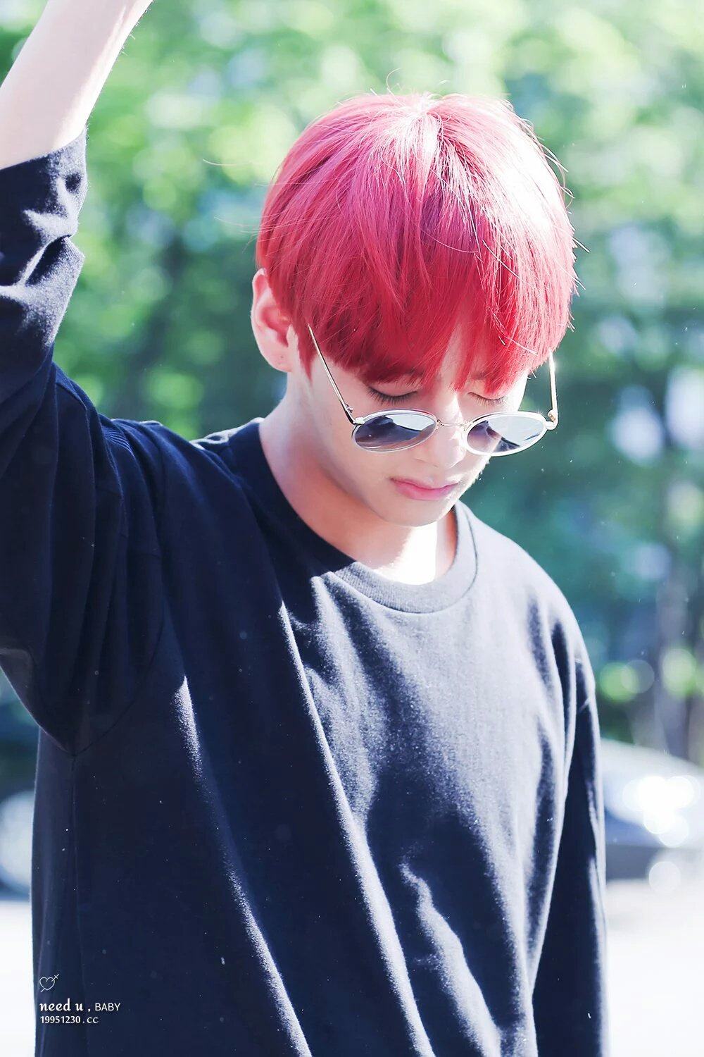 Would someone be able to give a timeline of Taehyung's hair colors? - Quora
