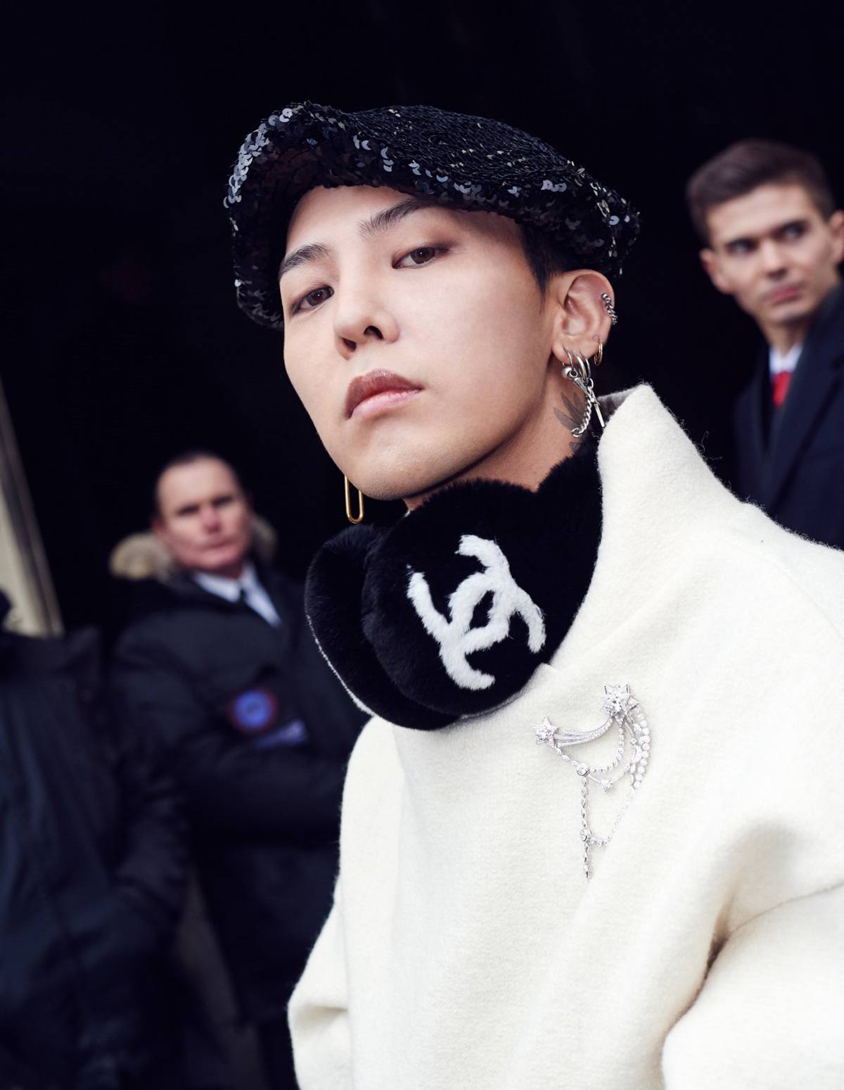 CHANELイヤーマフ　G-Dragon　着用