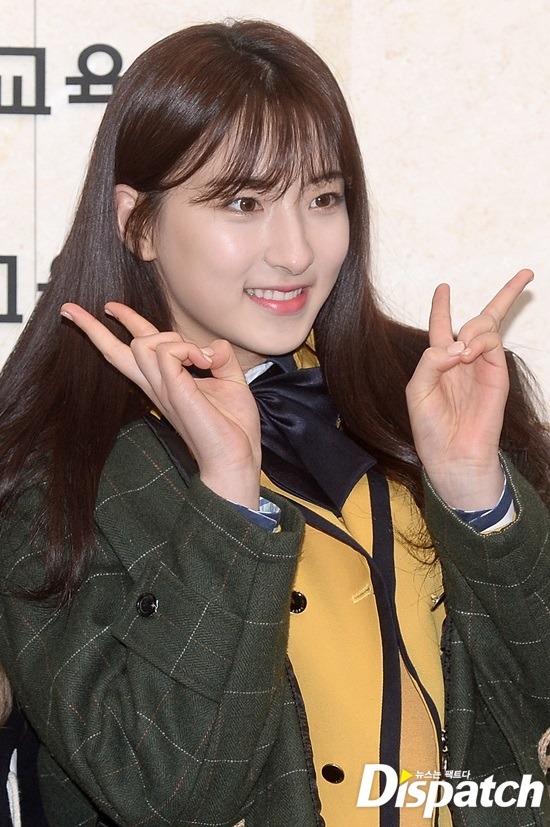 Cosmic Girls’ Eunseo’s Cute Habit Hasn't Changed Since She Was Little ...