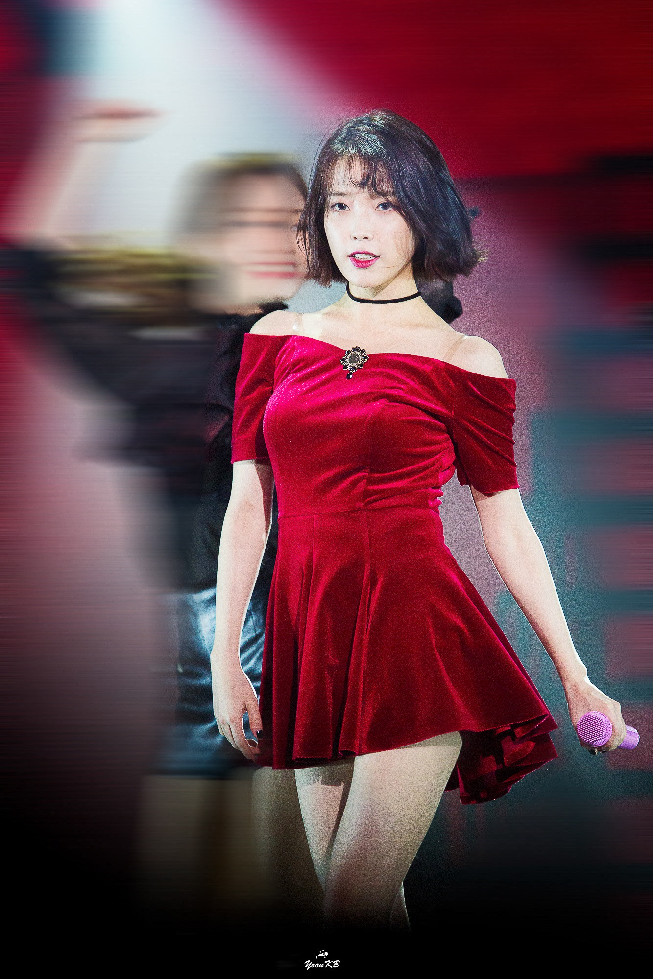 10 Photos Of Iu S Sexy Jaw Dropping Little Red Dress Koreaboo