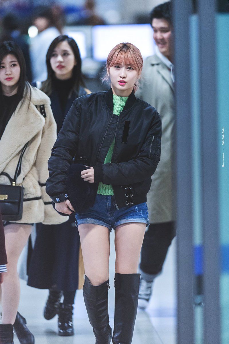 Everyone Should Be Dressing Like Twice Momo Here S Proof Koreaboo