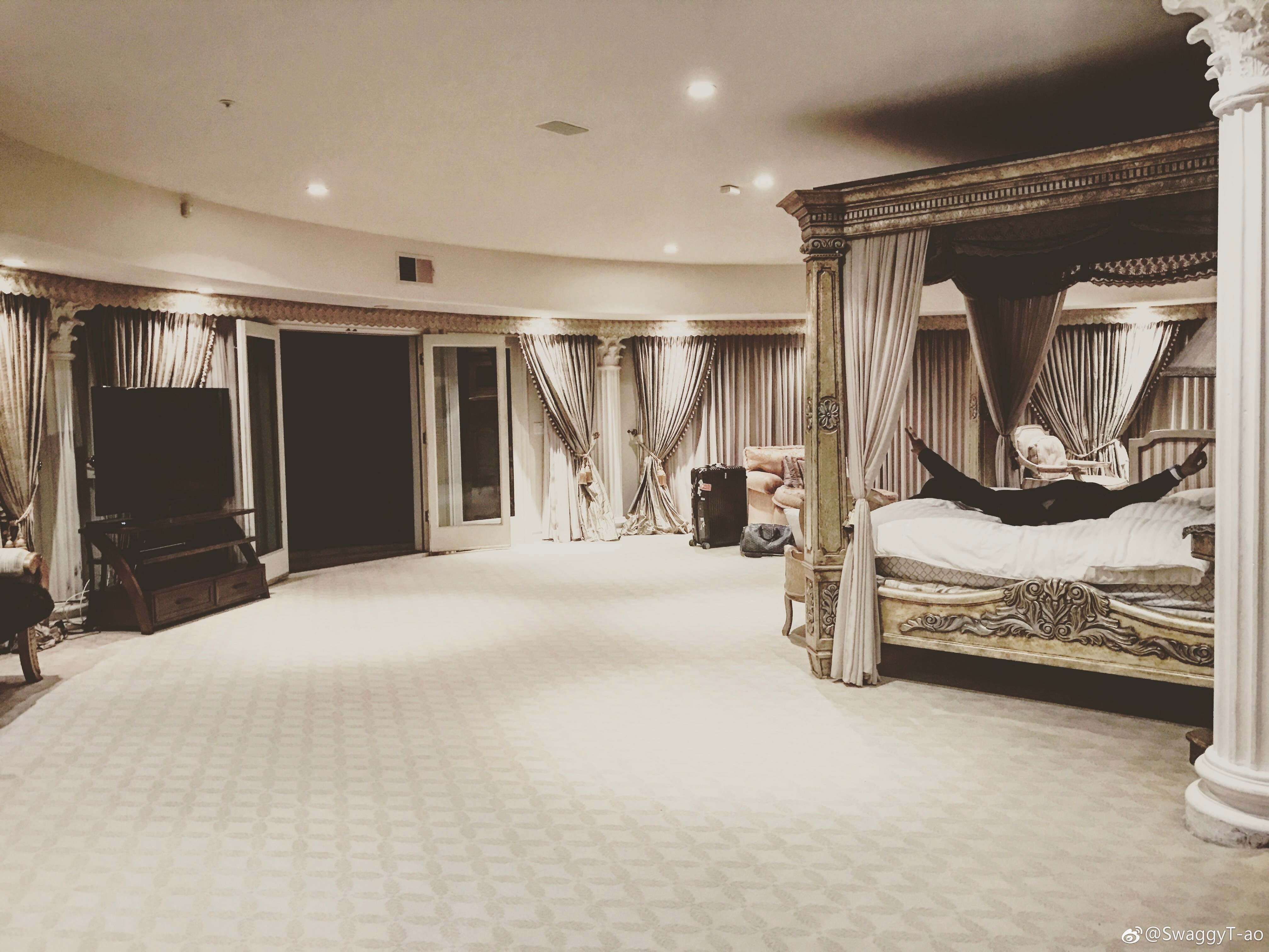 Z.Tao Show Off Pictures Of His Super Luxurious Mansion - Koreaboo