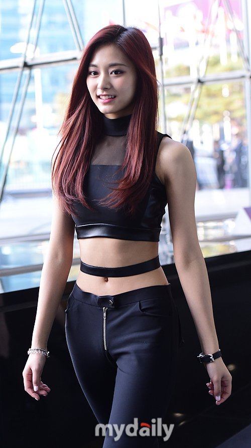 Tzuyu voted as girl group member with the best back - Koreaboo