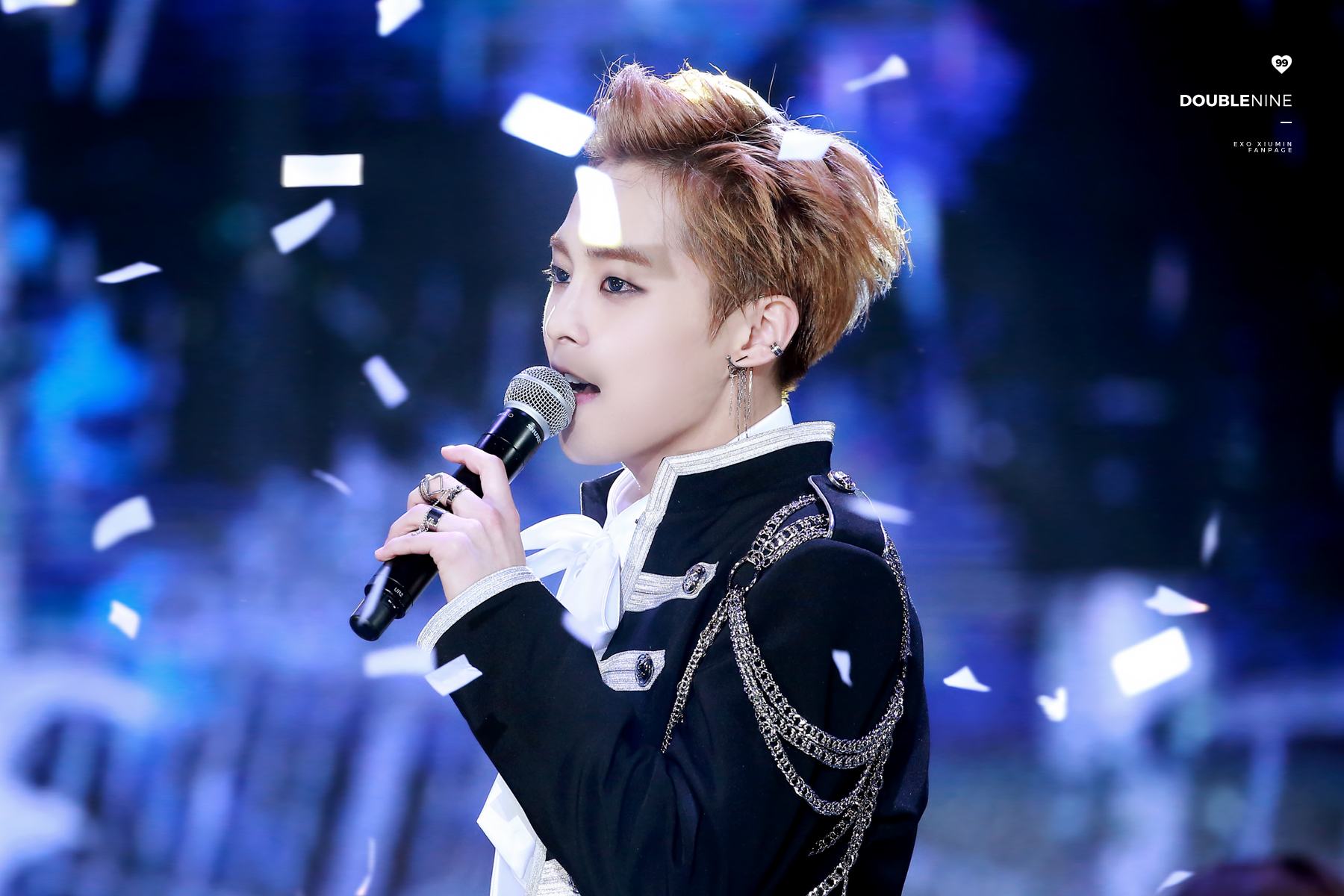 EXO's Xiumin has gone from cute to studly in just 5 years - Koreaboo