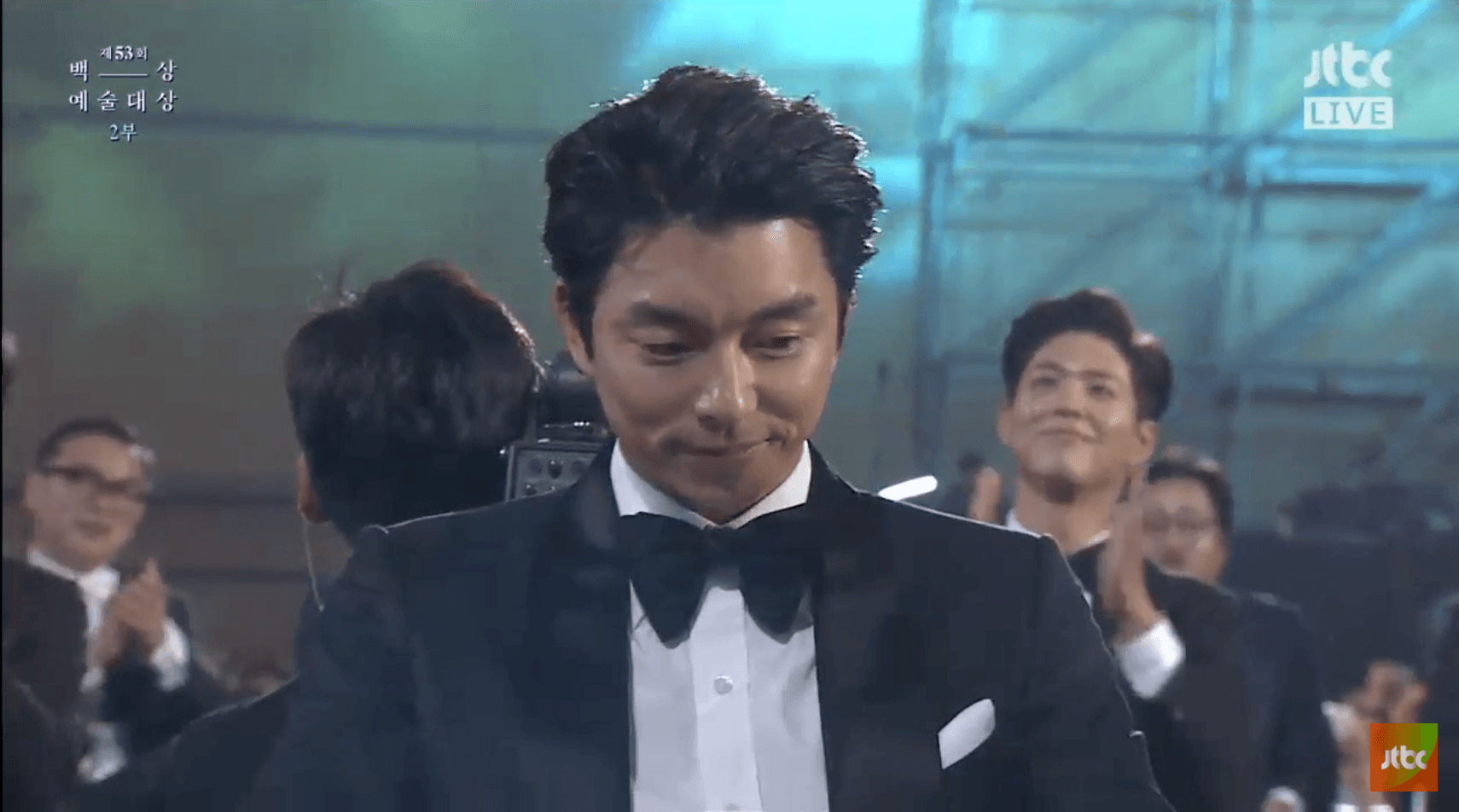 Gong Yoo Wins Best Drama Actor At 2017 Baeksang Art Awards Koreaboo