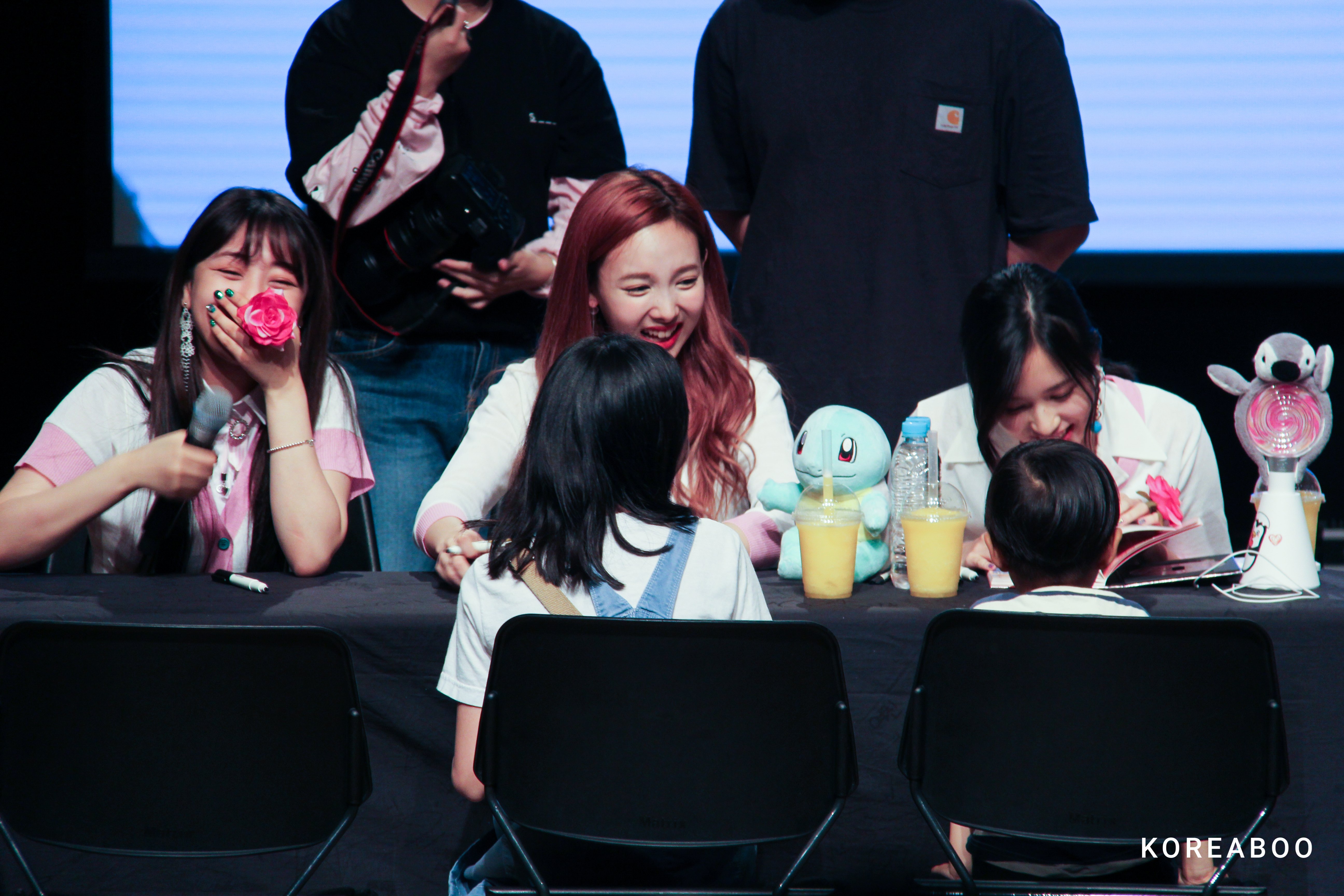 TWICE Members Couldn't Stop Looking At This Male Fan At Their Fanmeet