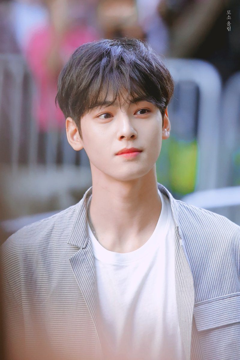 ASTRO's Cha Eunwoo Leaves Netizens Shook Over His Latest Gorgeous Pictorial  - Koreaboo