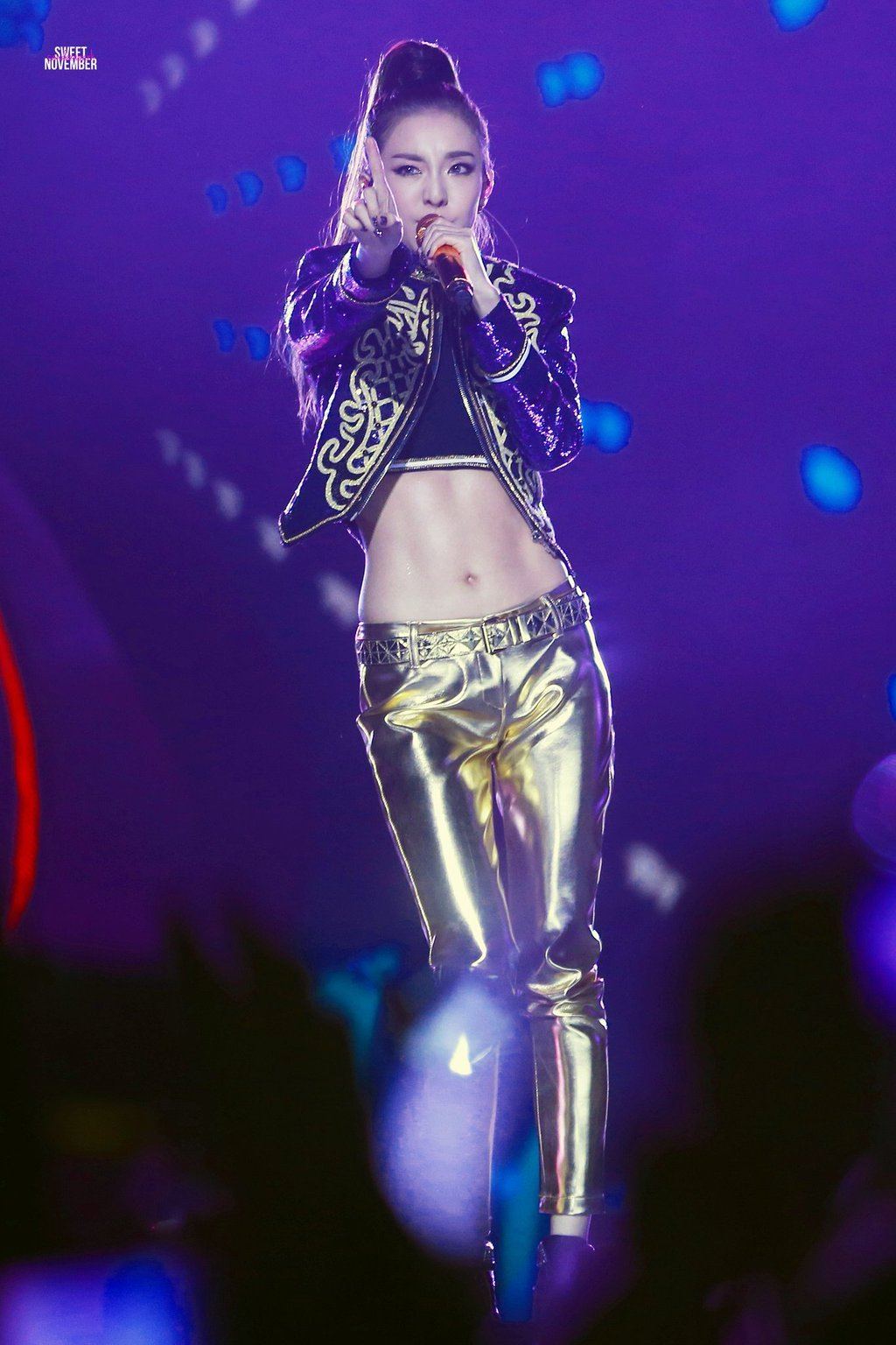 7 Female Idols With The Sexiest Abs In KPop Koreaboo