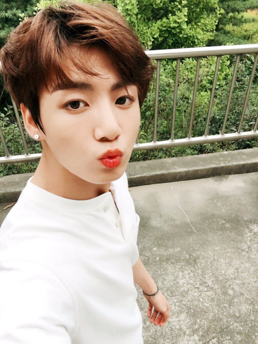 Jungkook probably regrets taking this picture | allkpop Forums