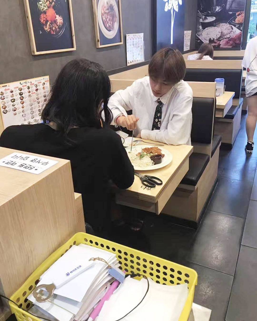 BTS V Spotted On Date With A Mysterious Girl - Koreaboo