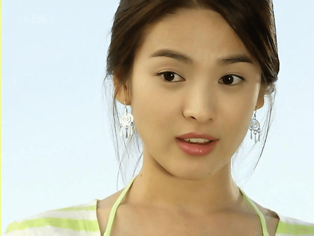 Photos Of Song Hye Kyo From 1998 17 Show She S Only Getting More Beautiful Koreaboo