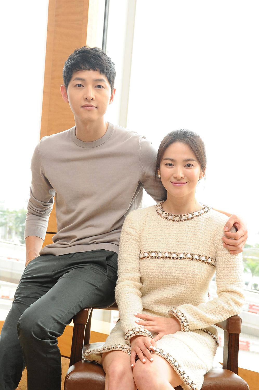 Trending Song Joong Ki S Dad Reveals Song Hye Kyo Slept Over At His House Prior To Engagement Koreaboo