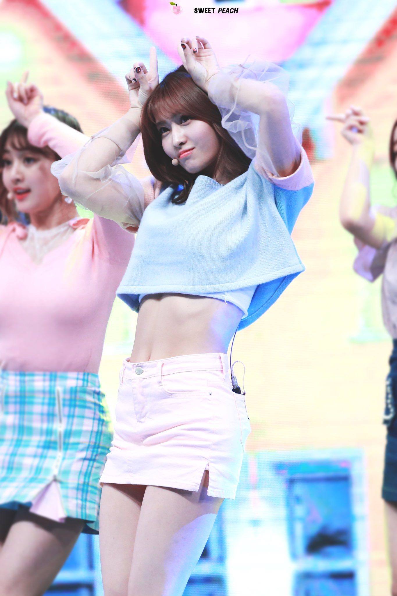 8 Female Idols With Some Of The Smallest Waistlines In The Industry Koreaboo