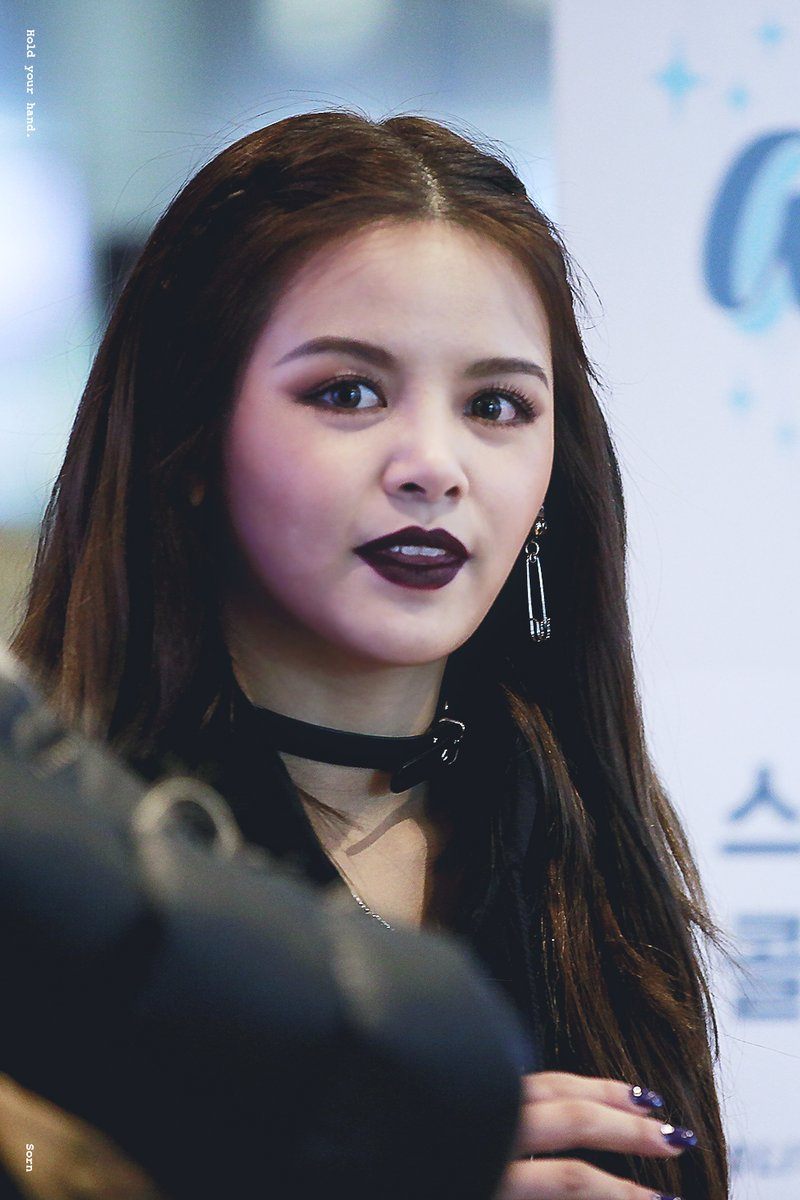 korean black lipstick