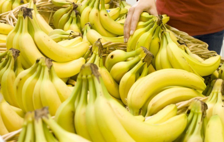 bananas-are-becoming-the-most-popular-fruit-in-korea-for-all-the-wrong