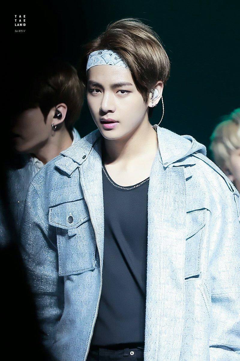 39 Times Bts V S Forehead Changed The Looks Game Forever Koreaboo