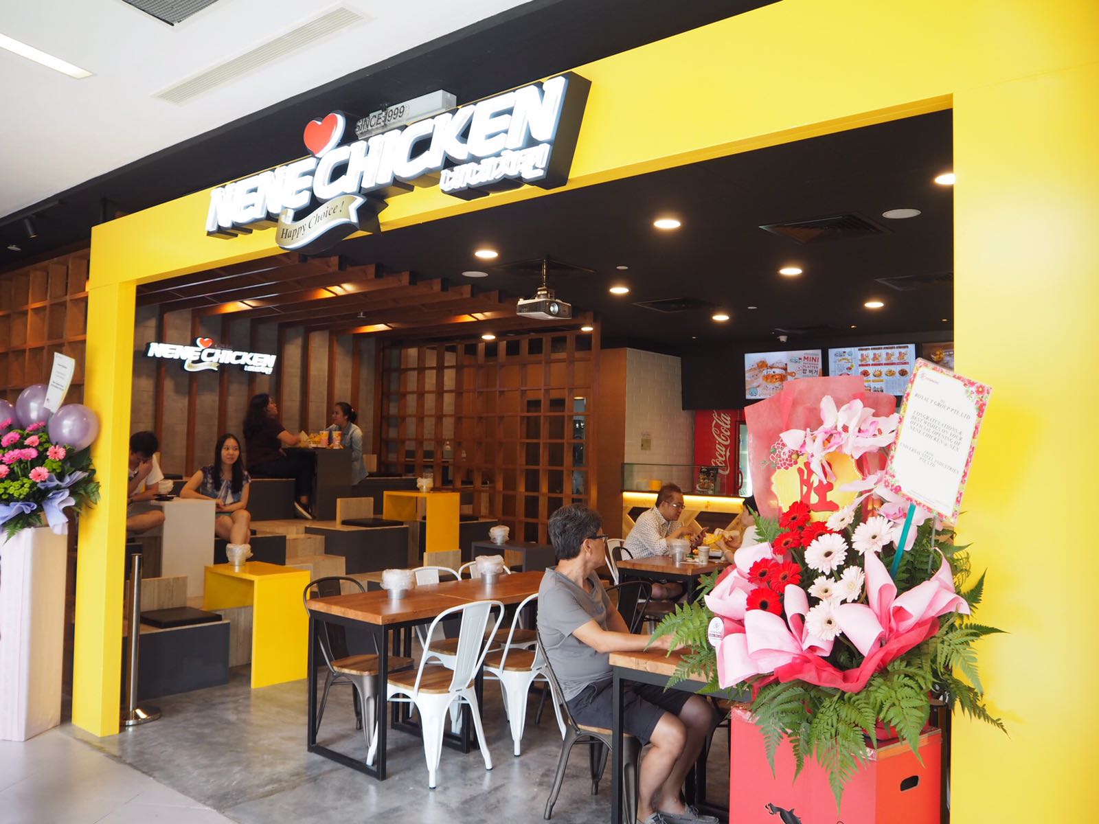 ILLEGAL Louis Vuitton FRIED CHICKEN Restaurant In South Korea Pays $12,750  Fine - Koreaboo