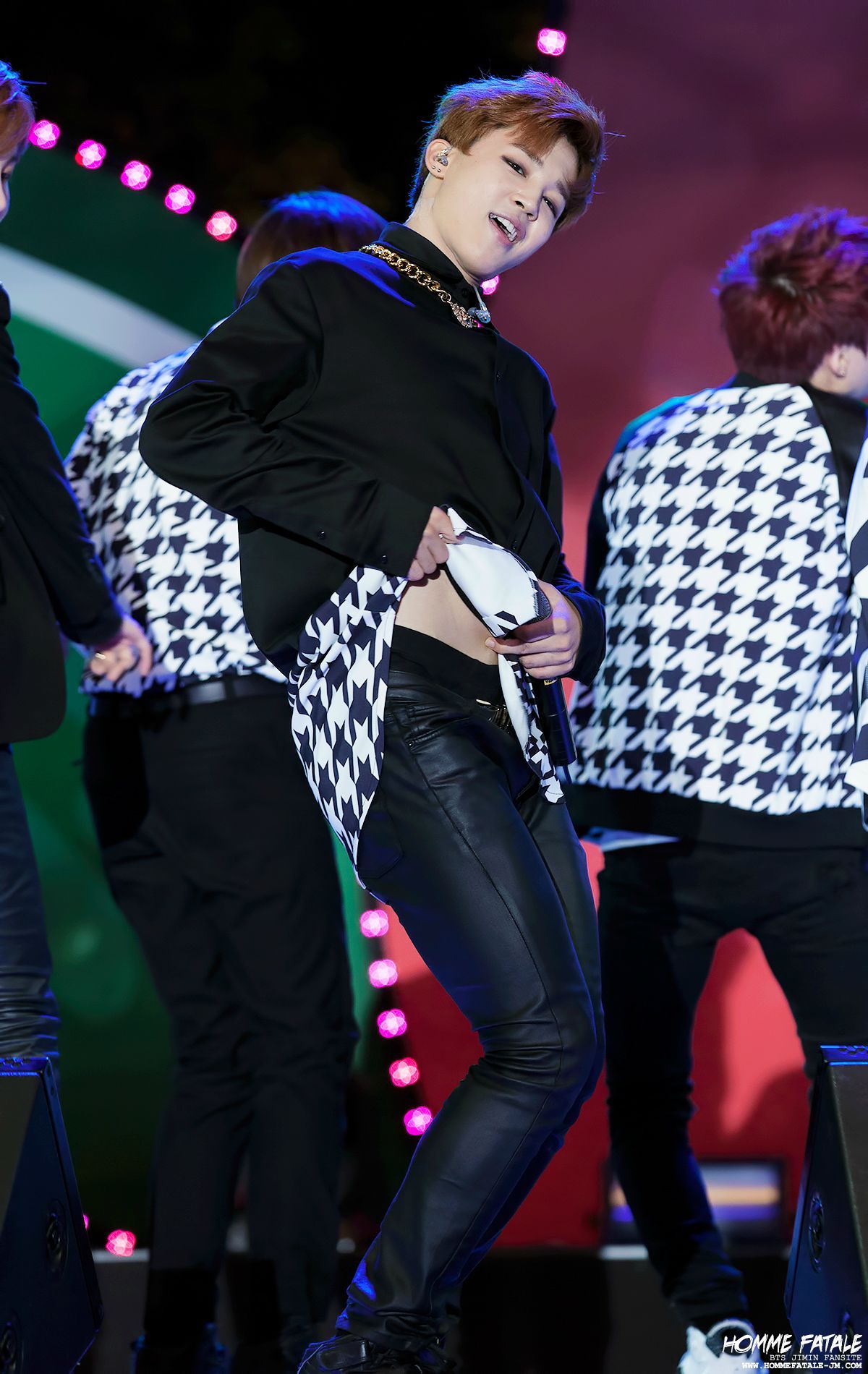 22 Pictures You Have To See Of BTS Jimin In Leather Pants - Koreaboo