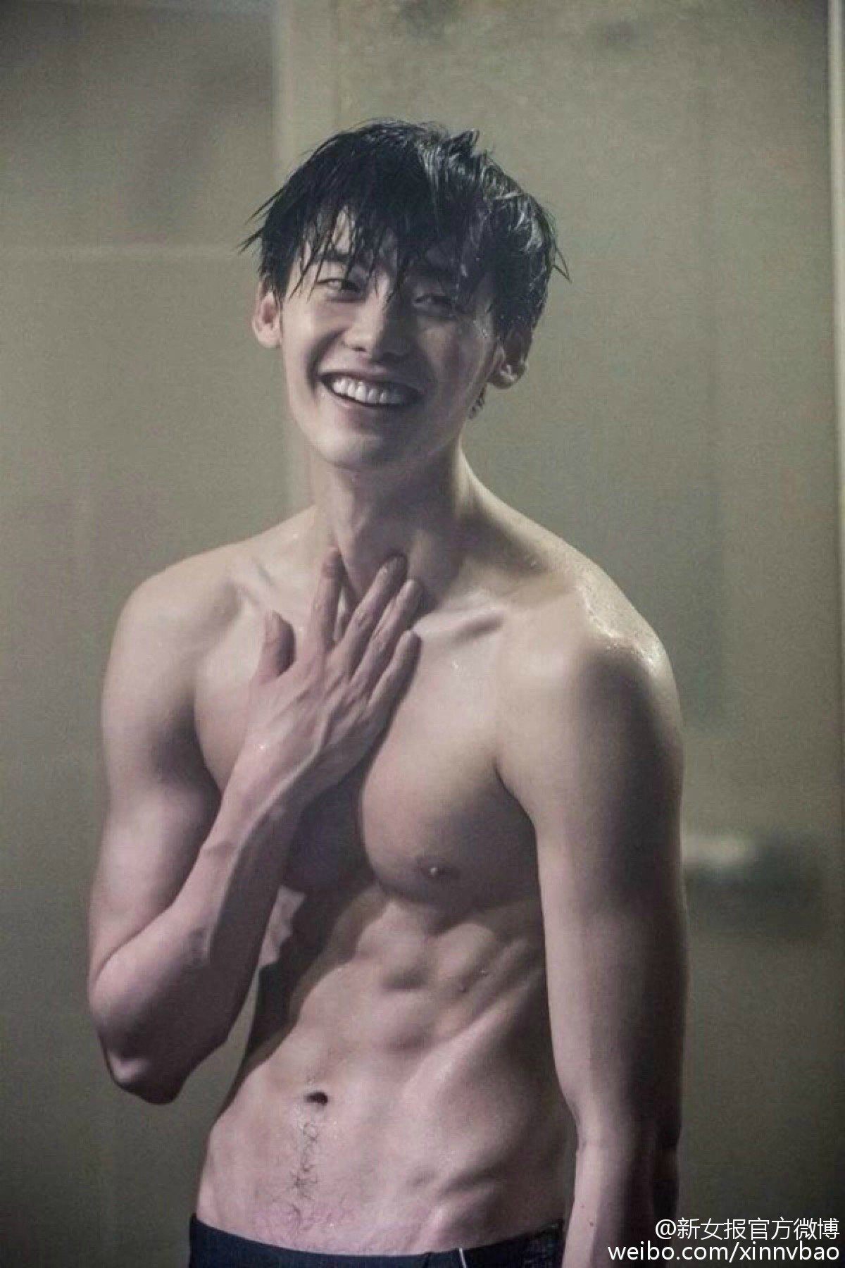 Just Photos Of Sexy Shirtless Korean Men Because You Re Welcome Koreaboo