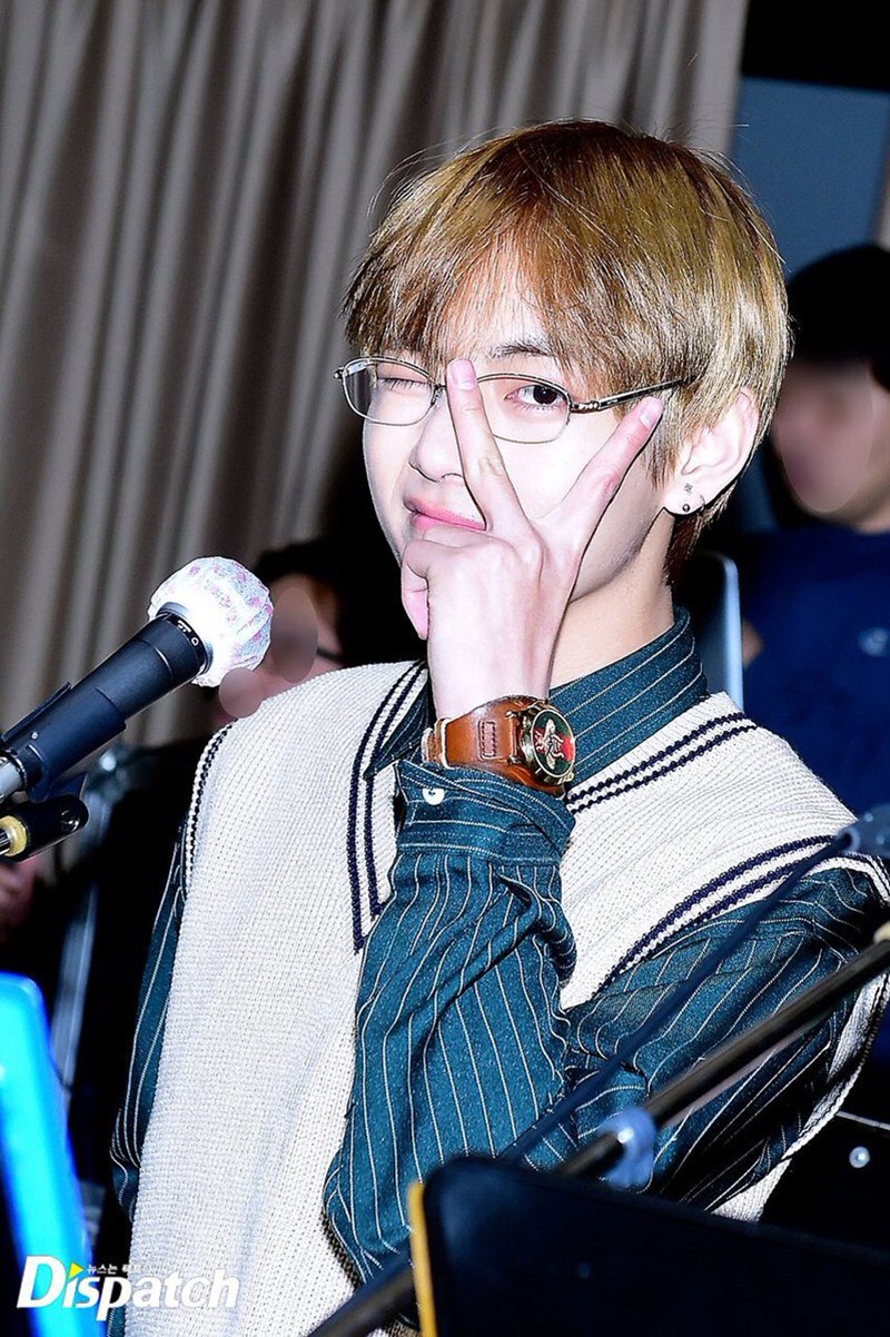 V Kim Taehyung Red & Green Gucci Tiger Necklace