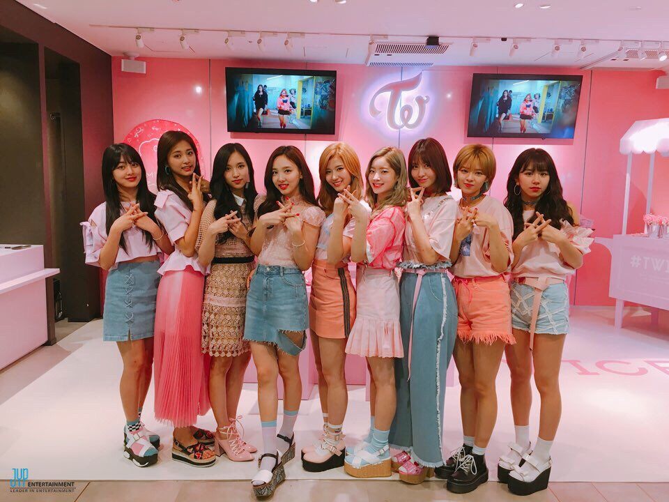 With Their Grand Debut Twice Has Already Become A Top Artist In Japan
