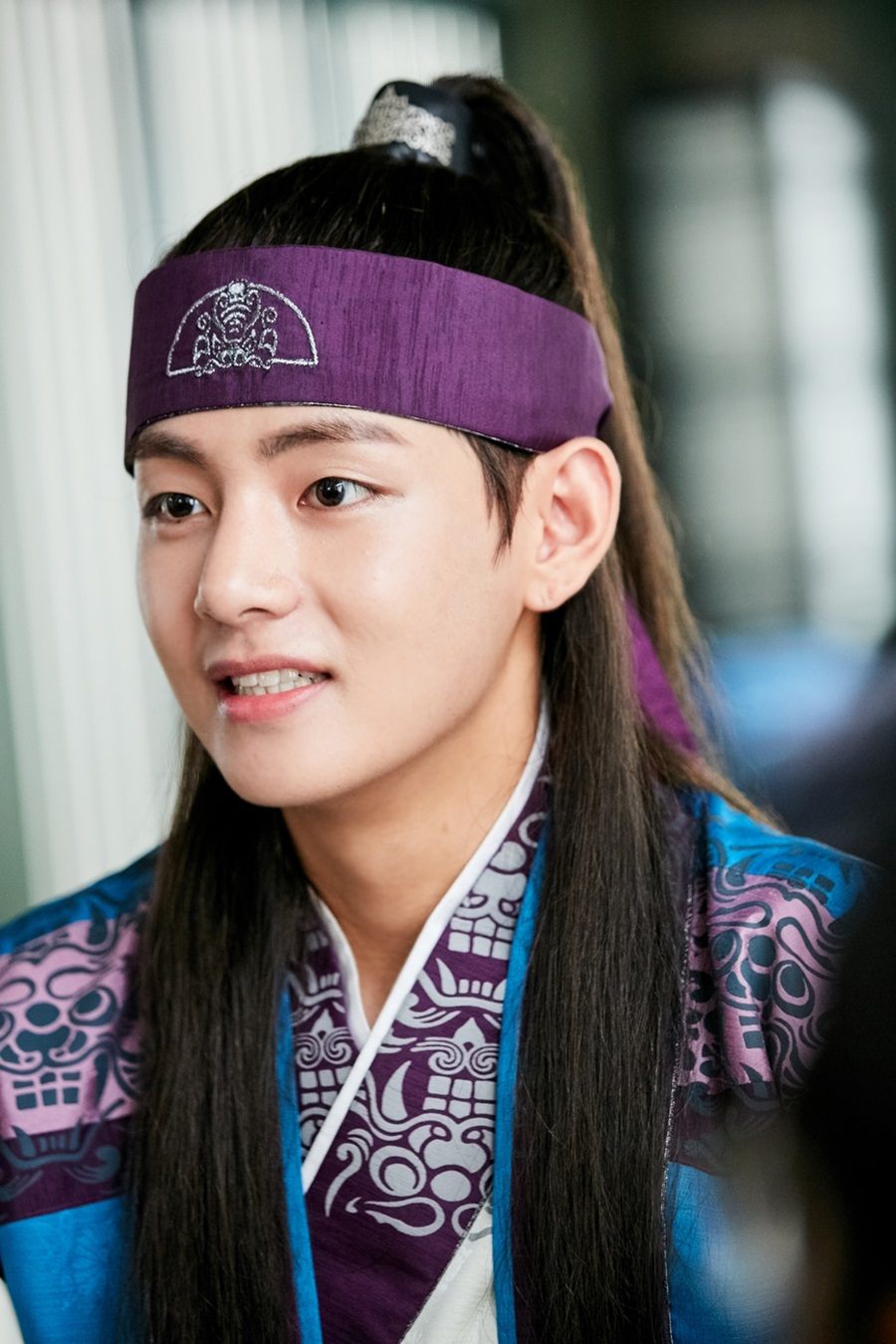39 Times Bts V S Forehead Changed The Looks Game Forever Koreaboo