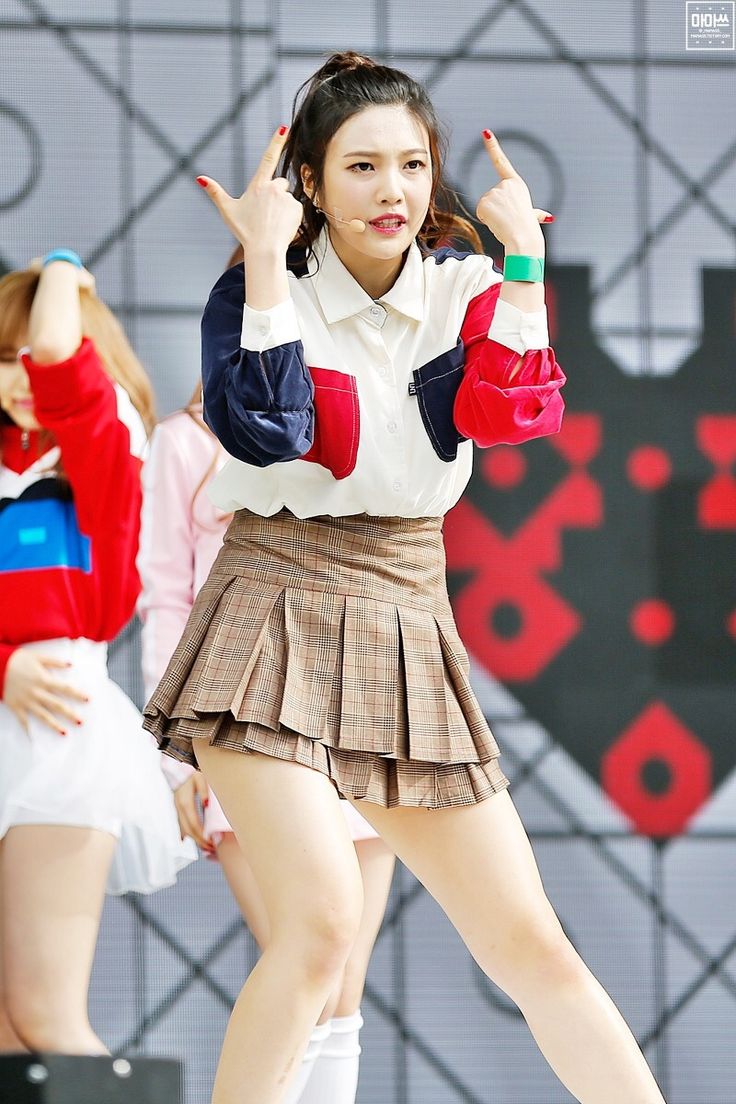 Here's Why Red Velvet Joy's Skirt Always Has Two Layers ...