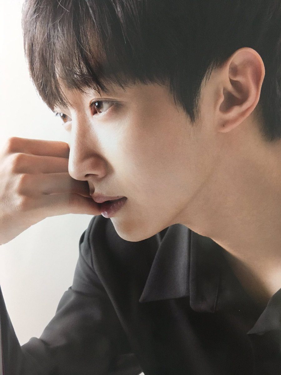 15 Male Idols With The Best Side Profile According To Koreans - Koreaboo