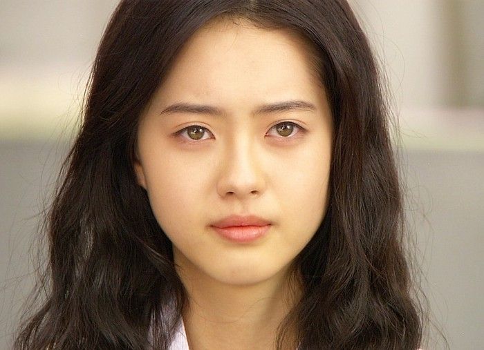Go Ara's Eyes Have Been Changing Color Over Time You Probably Noticed