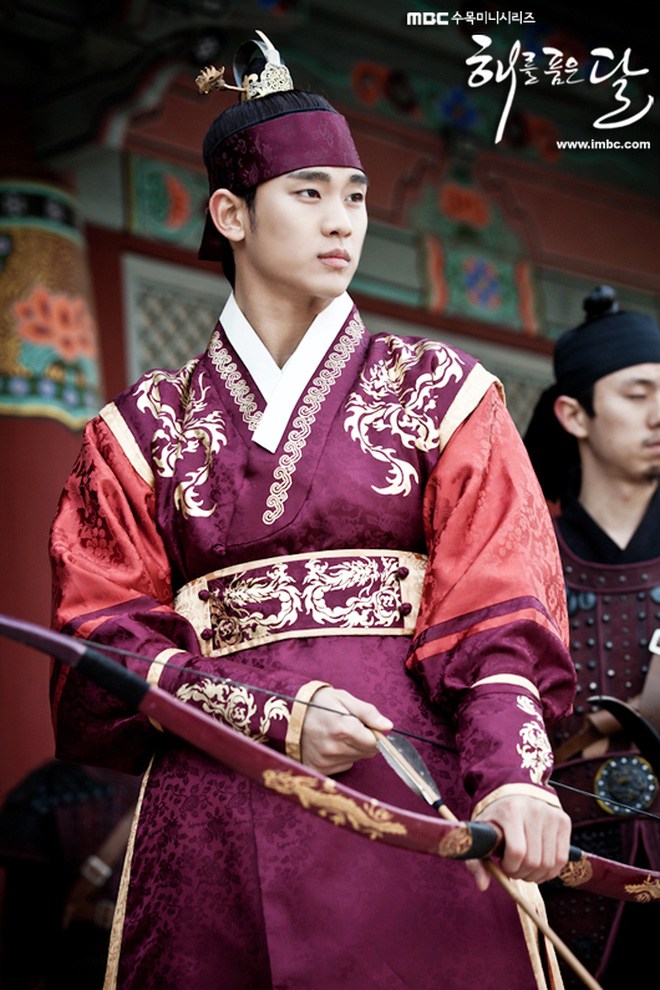 TOP 10 Sexiest K-Drama Princes We Want To Sweep Us Off Our Feet - Koreaboo